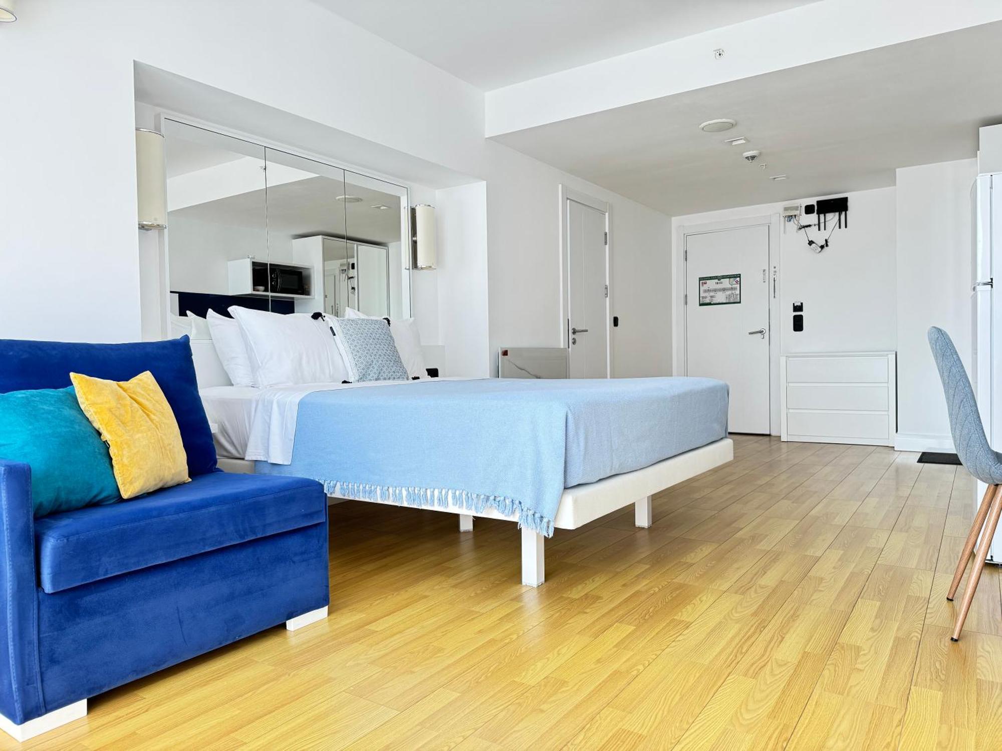 Sky Apartments Батумі Екстер'єр фото