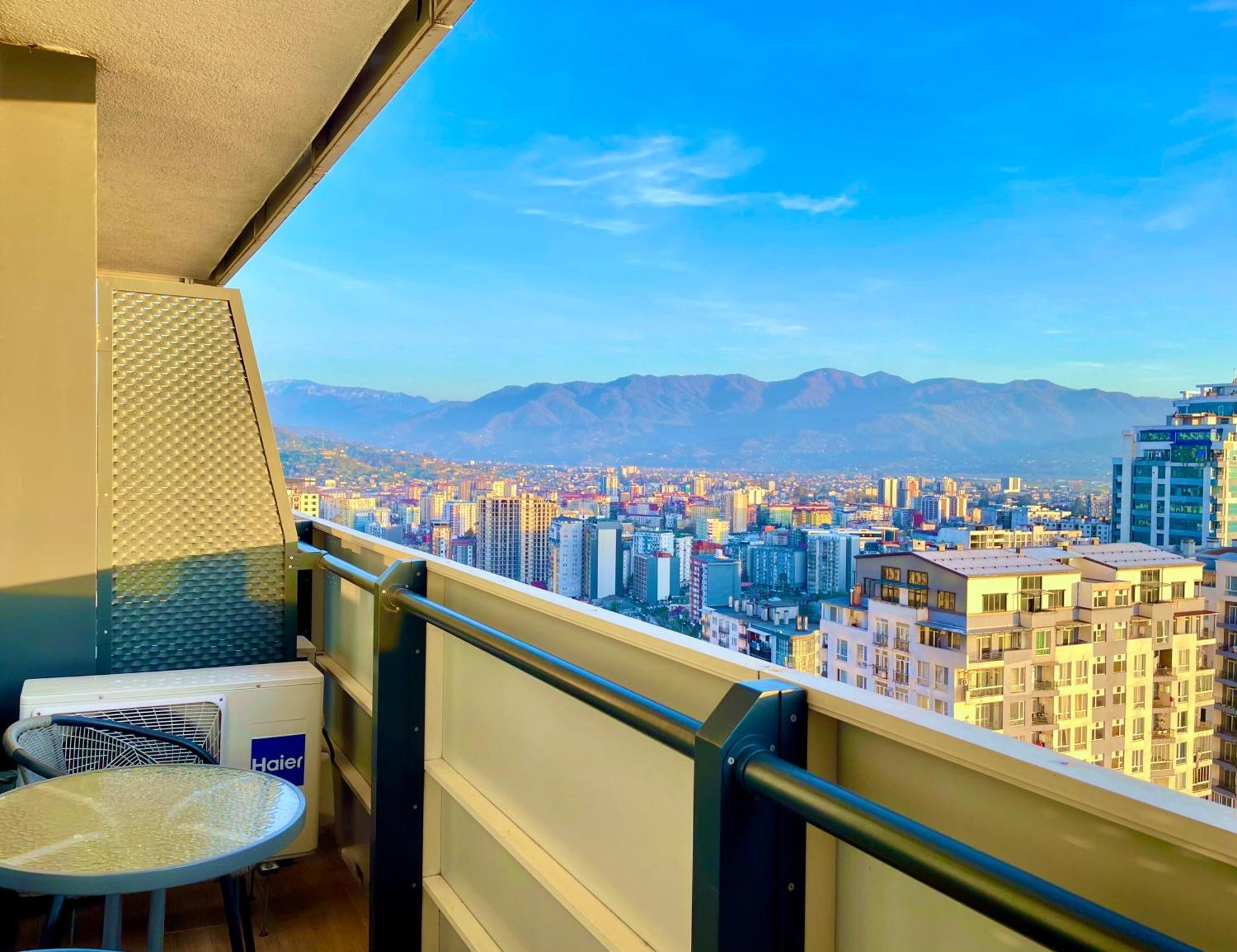 Sky Apartments Батумі Екстер'єр фото